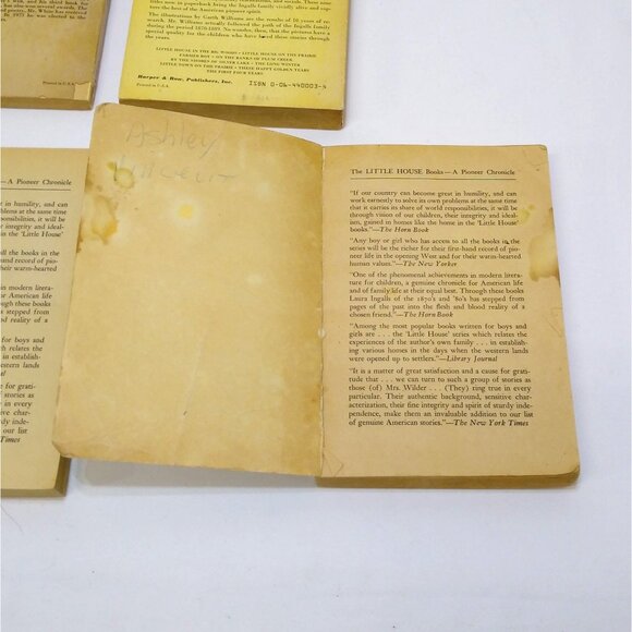 Harper Trophy Books Charlotte's Web Farmer Boy (2) On The Banks Of Plum Creek - Picture 3 of 14